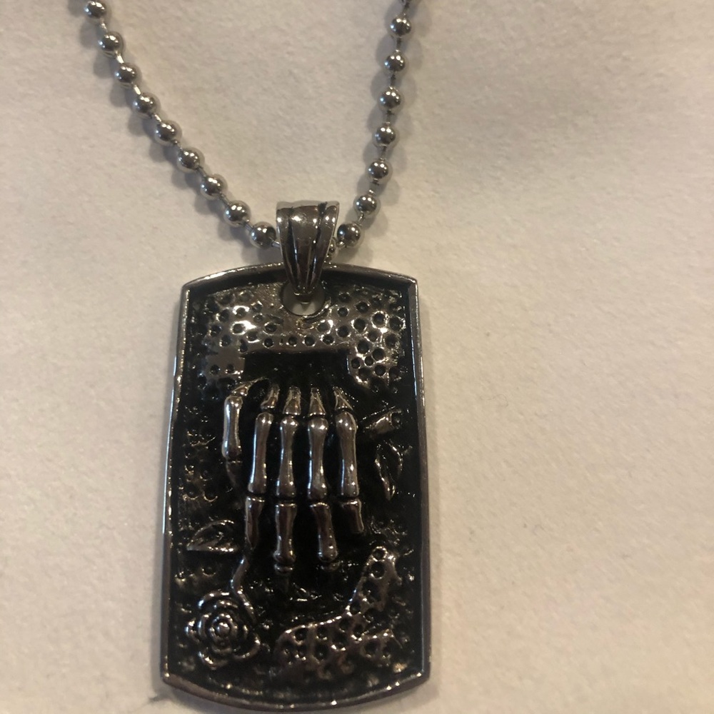 Stainless steel necklace